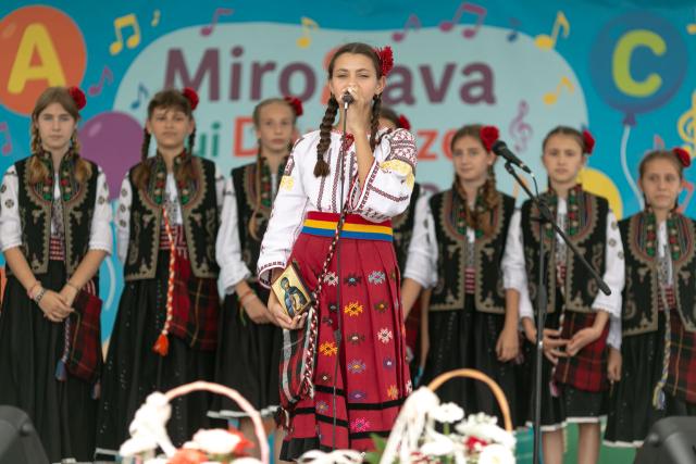 Festivalul-concurs „MiroSlava lui Dumnezeu în poezie și cântec”