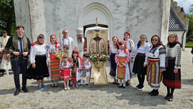 PS Macarie a liturghisit și s-a întâlnit cu tinerii CTSM în străvechiul oraș universitar suedez Lund