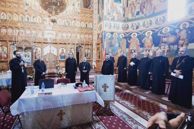 Comuniune și conlucrare frățească: Ședință administrativă comună între Protopopiatul Iași I și Protopopiatul Călărași