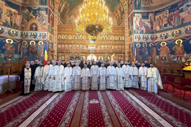 Comuniune și conlucrare frățească: Ședință administrativă comună între Protopopiatul Iași I și Protopopiatul Călărași