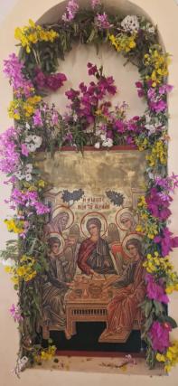 Sfânta Treime, hramul Parohiei din Mlambalasi