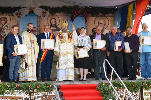 Sfințirea picturii bisericii din Bobulești – o zi de bucurie și comuniune