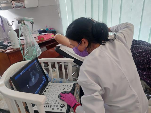 „Medicii de lângă tine!” | O campanie a Fundației Medicale „Providența” pentru vârstnicii din județul Iași