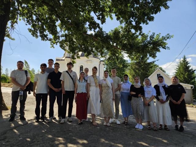 Mănăstirea „Sfânta Marta și Maria” a găzduit o tabără studențească