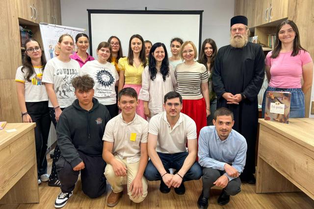 Atelier de storytelling pentru tinerii voluntari ai Arhiepiscopiei Iașilor