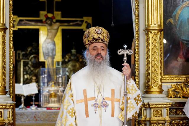 Absolvenții Promoției 2025 au depus Jurământul de credință: „Prin această mărturisire, însoțită de trăirea în inimă, vă veți mântui”