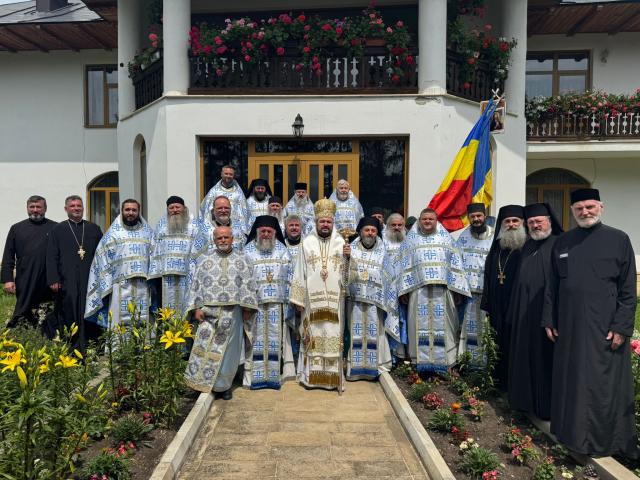 Icoana Maicii Domnului „Îndrumătoarea”, cinstită prin rugăciune și pelerinaj la Mănăstirea Neamț