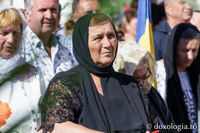 Pelerini din întreaga țară la Mănăstirea Secu, de hramul Tăierii Capului Sfântului Ioan Botezătorul