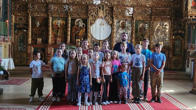 Excursie la Iași pentru copiii din Parohia Stănești