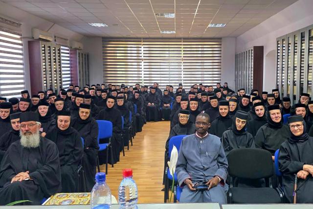Înaltpreasfințitul Makarios, Arhiepiscopul de Nairobi și Exarhul Africii Orientale, în vizită la Mănăstirea Văratec