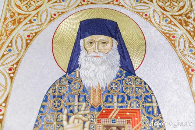 Veșmânt brodat pentru Sfântul Cuvios Mărturisitor Sofian de la Antim