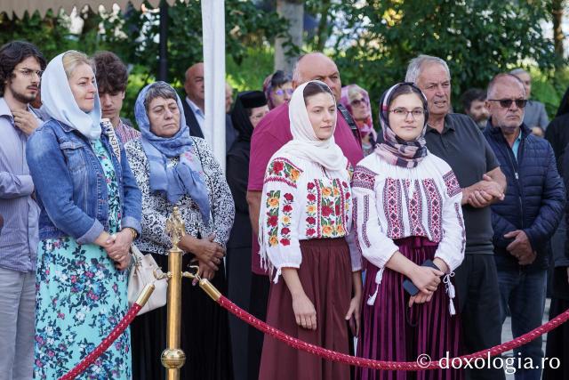 Sărbătoare la Mănăstirea Sihăstria de praznicul Nașterii Maicii Domnului