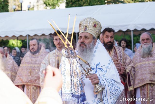 Sărbătoare la Mănăstirea Sihăstria de praznicul Nașterii Maicii Domnului