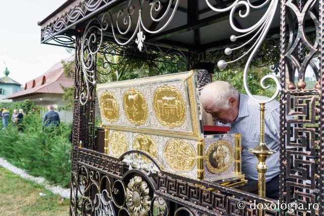 Mănăstirea Sihăstria Voronei și-a cinstit astăzi ocrotitorul, pe Sfântul Cuvios Onufrie