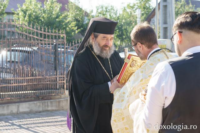 Ansamblul parohial din Dorobanț, sfințit de PS Nichifor Botoșăneanul