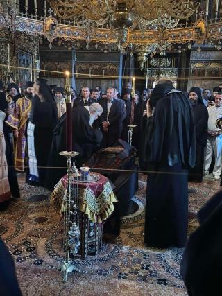 A trecut la Domnul arhimandritul Vasilios Gondikakis