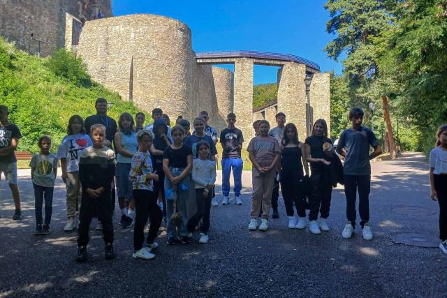 Copiii din Vladomira și Hermeziu, în excursie culturală și recreativă la Neamț