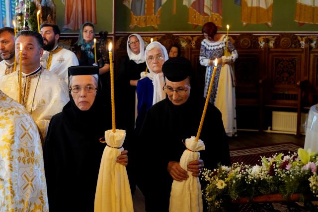 Un nou lăcaș de rugăciune pentru credincioșii din Zănești, după 25 de ani de osteneală și jertfă