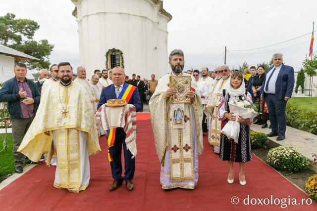 Sfintirea așezământului social al Parohiei Cucuteni – Lețcani