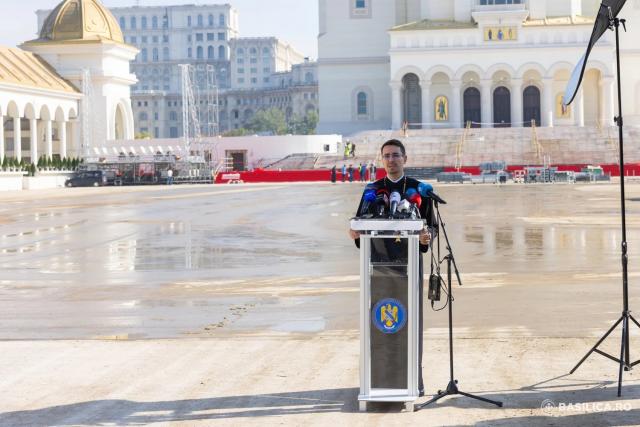 Declarații de presă: Detalii despre desfășurarea slujbei de sfințire a Catedralei Naționale și programul de acces al pelerinilor în altar