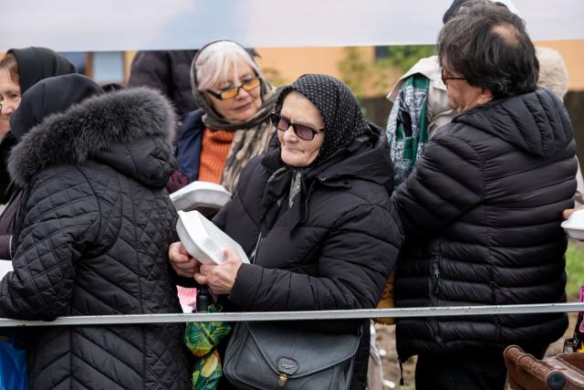 Peste 300.000 de pelerini la Iași și o mare de fapte bune: bilanțul milosteniei la Hramul Sfintei Cuvioase Parascheva 2025