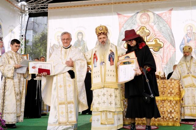 După aproape 35 de ani de lucrări, Biserica „Adormirea Maicii Domnului” Galata a primit veșmânt nou de har