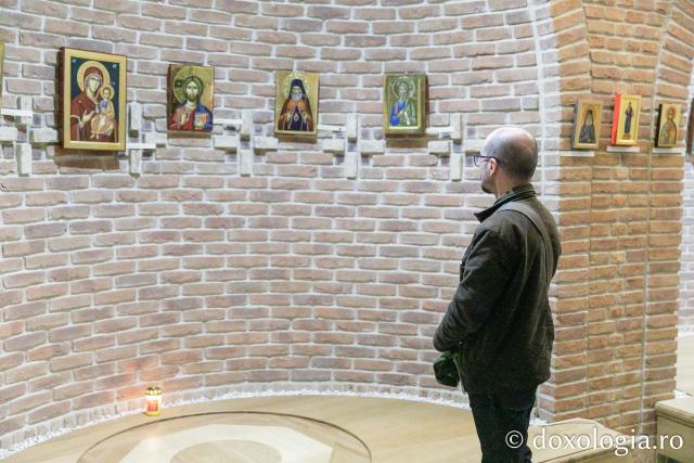 „Veronica” – Expoziție caritabilă de icoane, ediția a III-a, dedicată finalizării celei de-a 272-a case a Asociației „Glasul Vieții”