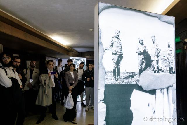 Expoziție de fotografii la Festivalul Quo Vadis 2025: Reîncadrând spațiul. Filmul ca istorie