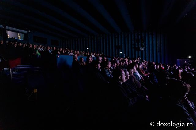 Concertul vocal-simfonic și animație în nisip – „Poveste despre noi”
