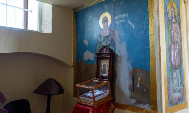 Lucrările de consolidare continuă la Ghelăiești: o biserică veche de 150 de ani renaște prin milostenie
