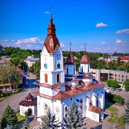 Sfântul Apostol Andrei, ocrotitorul credinței la Târgu-Neamț: procesiune și rugăciune în ajunul sărbătorii