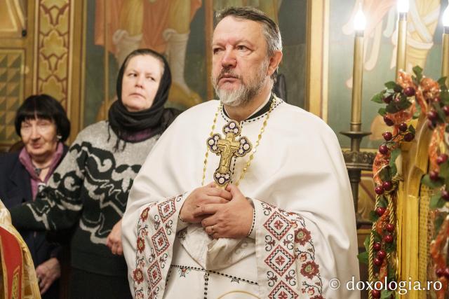 Binecuvântare arhierească la hramul Bisericii „Sfântul Nicolae Domnesc” din Iași