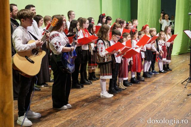 Concertul de colinde „Bucuria Nașterii Domnului” – o seară de lumină și mărturisire la Botoșani