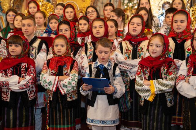 Concert de colinde la Biserica din Concești