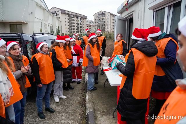 Bucurie de Crăciun pentru sute de copii prin campania „Scrisori către Moș Crăciun” a Arhiepiscopiei Iașilor