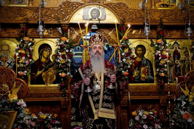 Cinstirea Sfântului Nicolae la Mănăstirea Popăuți: „”