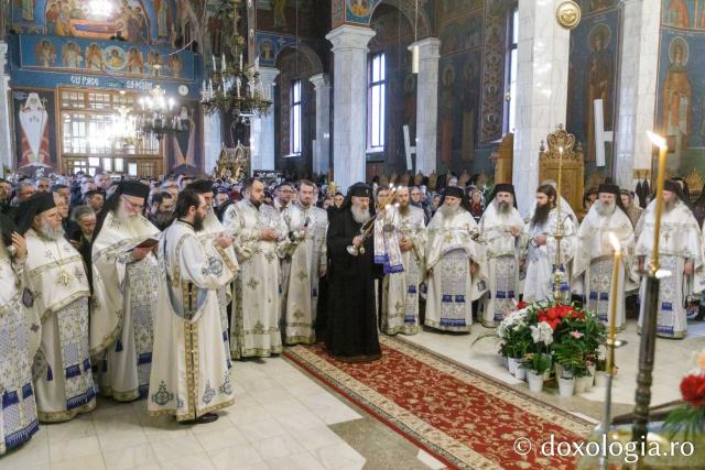 Prima celebrare a Sfinților Cleopa și Paisie, la Mănăstirea Sihăstria: