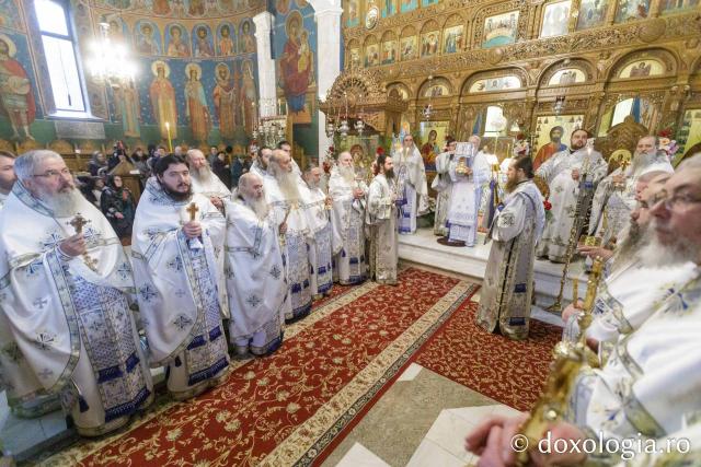 Prima celebrare a Sfinților Cleopa și Paisie, la Mănăstirea Sihăstria: