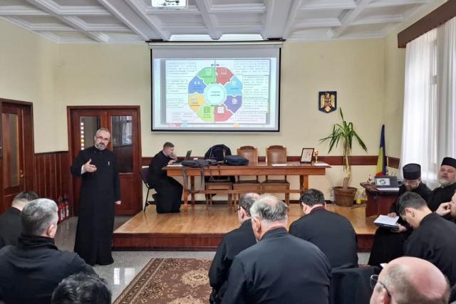 Atelier de formare catehetică pentru preoții din protopopiatele Pașcani și Hârlău