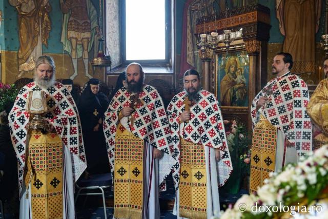 Obștea Mănăstirii Copou și-a sărbătorit hramul de iarnă