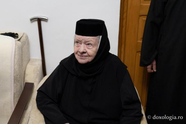 Maica Teofana Scântei