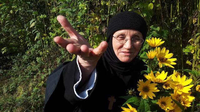 (Audio) Maica Siluana - Cum să deosebim iubirea adevărată de iubirea bolnavă?