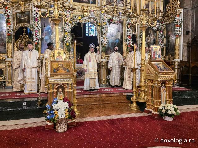 Un episcop din Africa a slujit, în prima duminică a Triodului, la Catedrala Mitropolitană din Iași