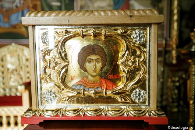 Moaștele Sfântului Gheorghe vor fi aduse la hramul Mănăstirii Pantocrator
