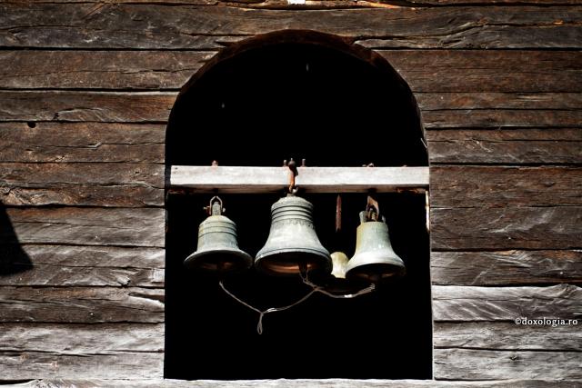 Pentru cine bat clopotele Evangheliei
