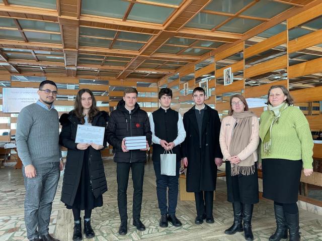 Tinerii seminariști de la Mănăstirea Neamț, pe podiumul cunoașterii la Agapia