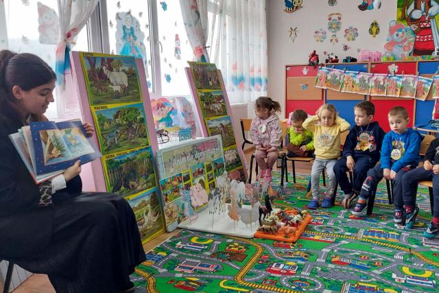 Ziua Internațională a Cititului Împreună la Seminarul de la Mănăstirea Neamț: o sărbătoare a cuvântului și a legăturilor între generații