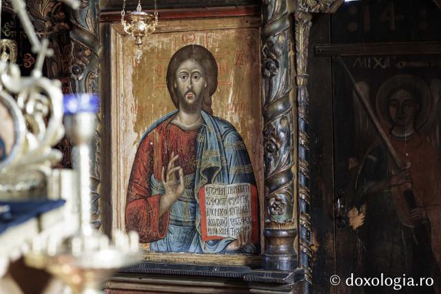 Catepeteasma din secolul al XVII-lea din biserica din Jigoreni