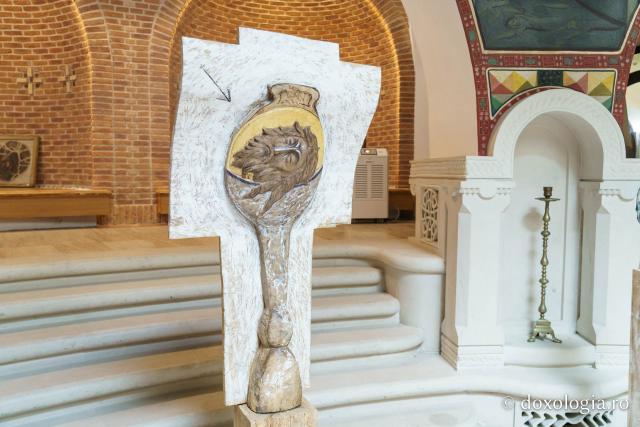 Expozitia „Euharistie” - sculptor Ovidiu-Nicolae Popa
