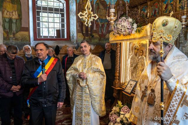 Slujbă arhierească, în Duminica Sfântului Ioan Scărarul, la Parohia Valea Seacă